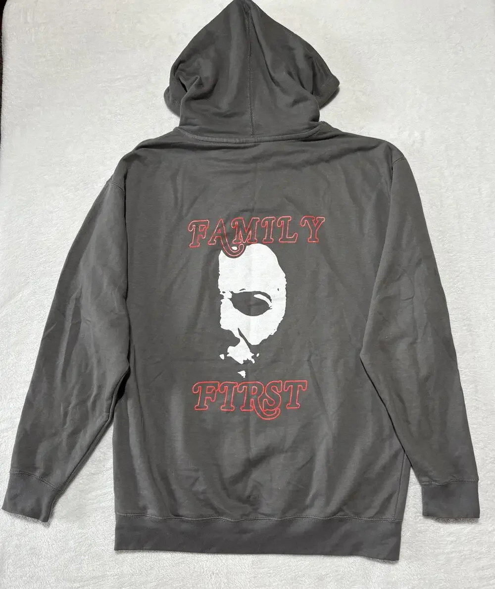 Salem Massachusetts Hoodie Sweatshirt Mens XL Gray Graphic Family First Horror